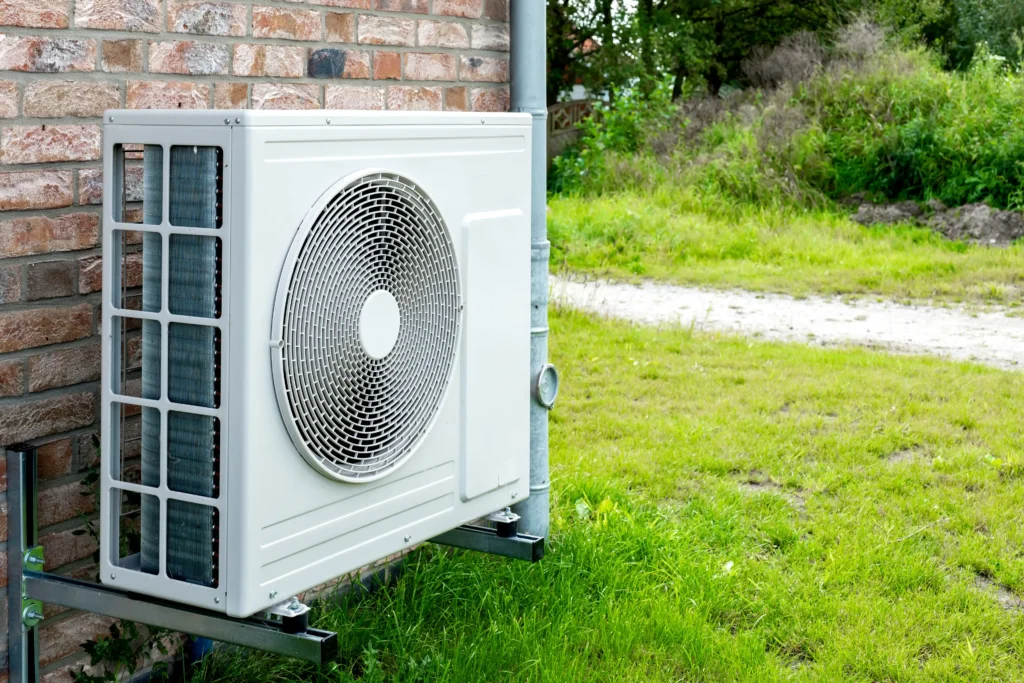 Heat Pump in Poway, CA 1 An air condition is place outdoor